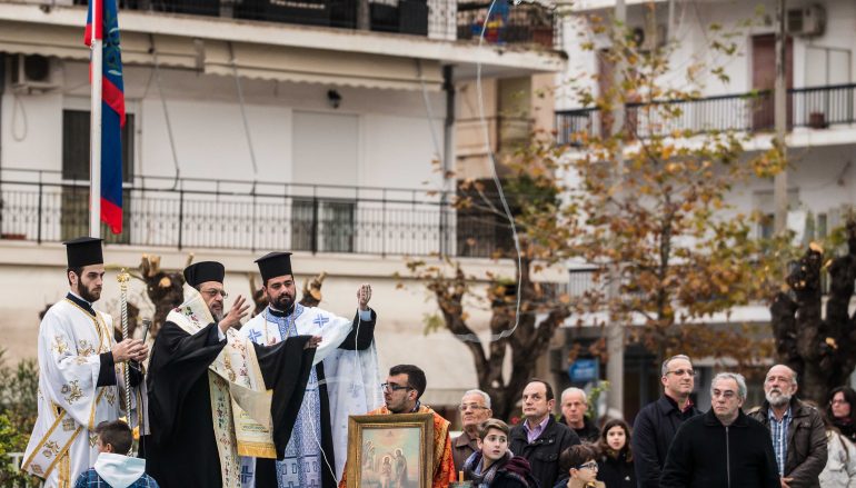 Αγιασμός των Υδάτων στο Κολυμβητήριο Καλαμάτας (ΦΩΤΟ)