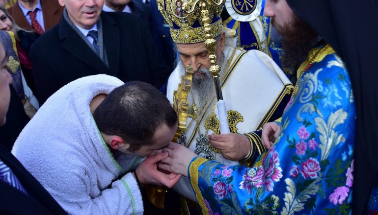 Ο Αγιασμός των Υδάτων στον Πηνειό ποταμό (ΦΩΤΟ)