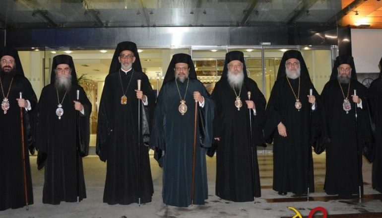 Πολυαρχιερατικός Eσπερινός στην Καλαμάτα για την Παναγία Υπαπαντή (ΦΩΤΟ)