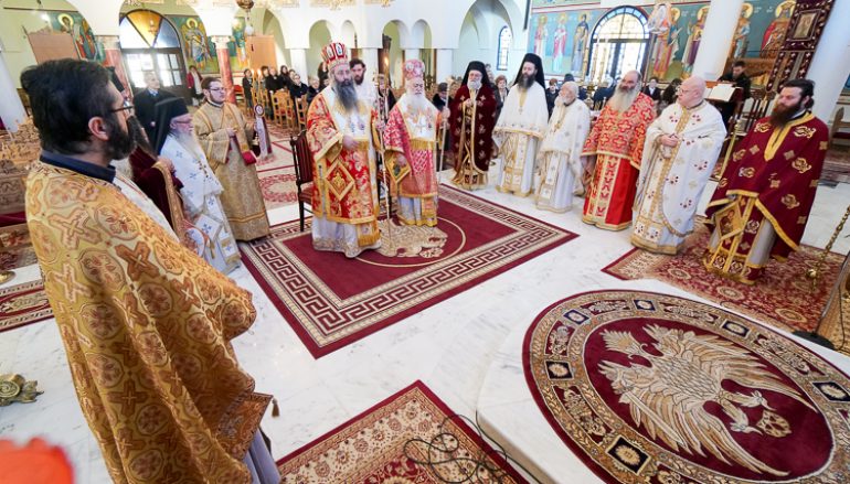 Αρχιερατικό συλλείτουργο για τον Άγιο Ιωάννη Κουλακιώτη στη Xαλάστρα (ΦΩΤΟ)
