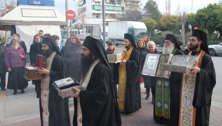 Ο Υμηττός υποδέχθηκε Τίμιο Ξύλο και Ιερά Λείψανα Αγίων (ΦΩΤΟ)