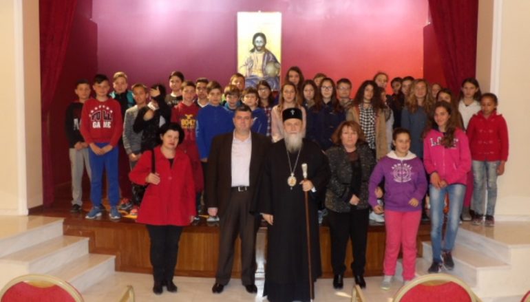 Τον Μητροπολίτη Κορίνθου επισκέφθηκαν μαθητές της Μητρόπολης (ΦΩΤΟ)
