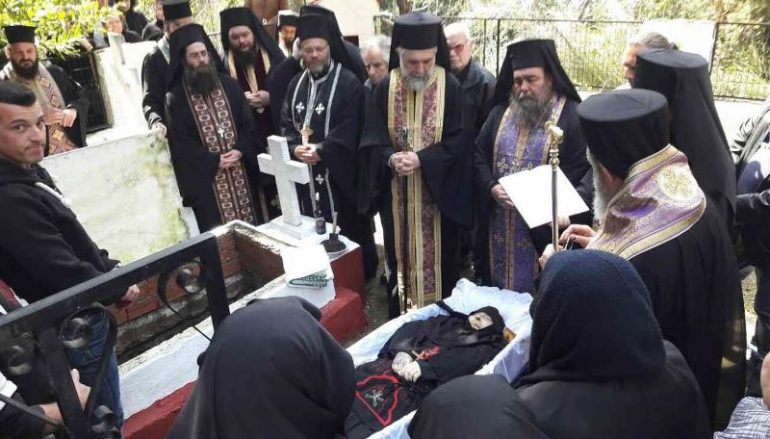 Εκοιμήθη η μοναχή Μαγδαληνή της Ι. Μ. Αγίου Γεωργίου Ηλίων (ΦΩΤΟ)