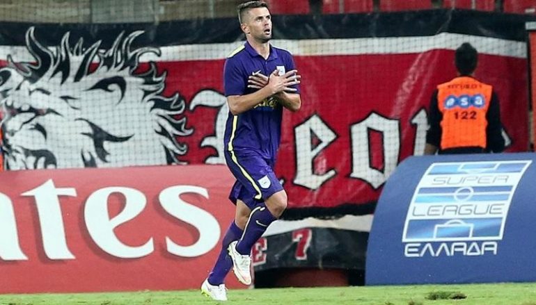 Παίκτης του ΠΑΣ Γιάννενα προκαλεί και χλευάζει τον χριστιανισμό (ΒΙΝΤΕΟ)