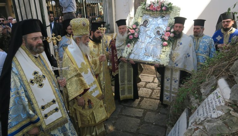 Φθιώτιδος Νικόλαος: «Εάν ενωθούμε όλοι μαζί και προχωρήσουμε μπροστά, η κρίση θα ξεπεραστεί» (ΦΩΤΟ)