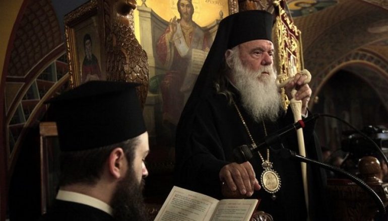 Ο Αρχιεπίσκοπος Ιερώνυμος στον Ι. Ναό Αγ. Αικατερίνης Πετραλώνων (ΦΩΤΟ)