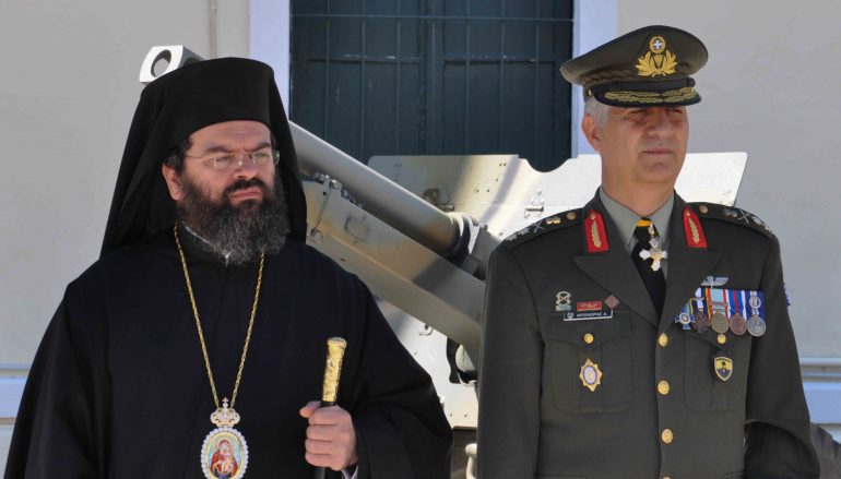 Ο Μητροπολίτης Μαρωνείας στην Παράδοση-Παραλαβή Διοικήσεως της 21ης Ταξιαρχίας (ΦΩΤΟ)