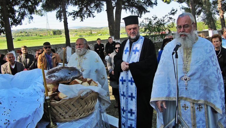 Η Κυριακή του Θωμά στη νεκρόπολη της αρχαίας Τανάγρας (ΦΩΤΟ)
