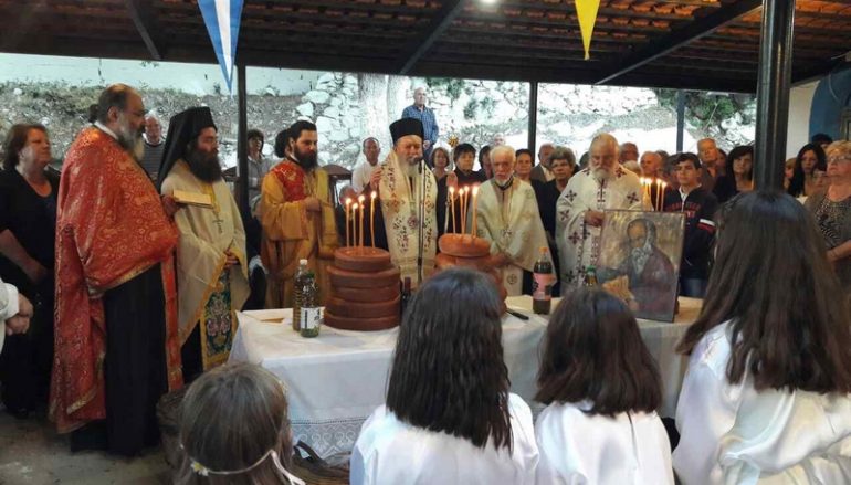 Ο Μητροπολίτης Χαλκίδος στον Ι. Ν. Αγίου Ιωάννου Θεολόγου Πισσώνα Διρφύων (ΦΩΤΟ)