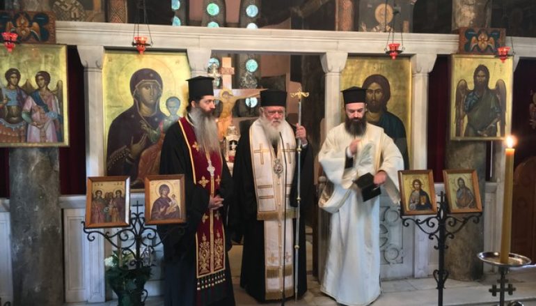 Ο Αρχιεπίσκοπος τίμησε τους κεκοιμημένους αποφοίτους της Λεοντείου Σχολής (ΦΩΤΟ)