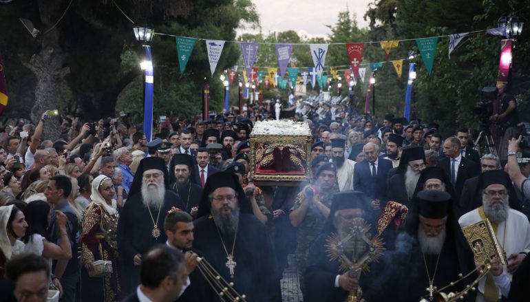 Η Αθήνα υποδέχθηκε την Αγία Ελένη (ΦΩΤΟ-ΒΙΝΤΕΟ)