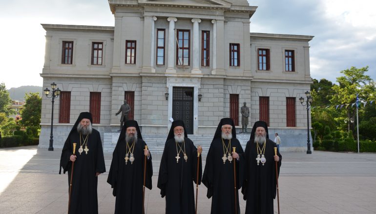 Πολυαρχιερατικός Εσπερινός για τους Πολιούχους της Τρίπολης (ΦΩΤΟ)