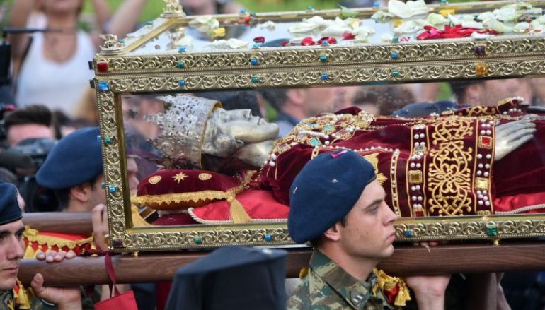 Αρχιμ. Δανιήλ Αεράκης: «Προσκυνᾶμε ἄγαλμα;»