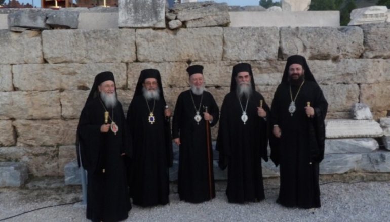 Πολυαρχιερατικός Εσπερινός στο «Βήμα του Γαλίωνος» (ΦΩΤΟ)