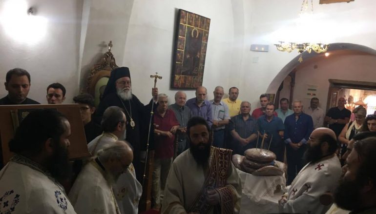 Αρχιερατικός εσπερινός για το Γεννέσιο του Προδρόμου στην Ι. Μ. Μαντινείας (ΦΩΤΟ)