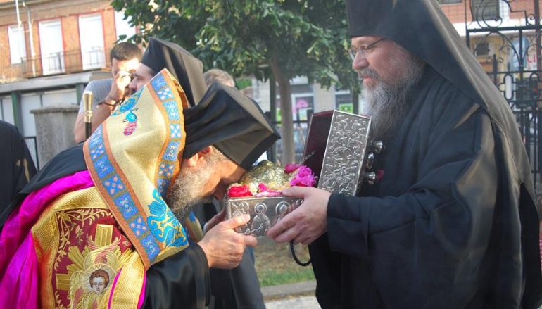 Η Καρδίτσα υποδέχθηκε την κάρα του Αγίου Δαυίδ του εν Ευβοία (ΦΩΤΟ)