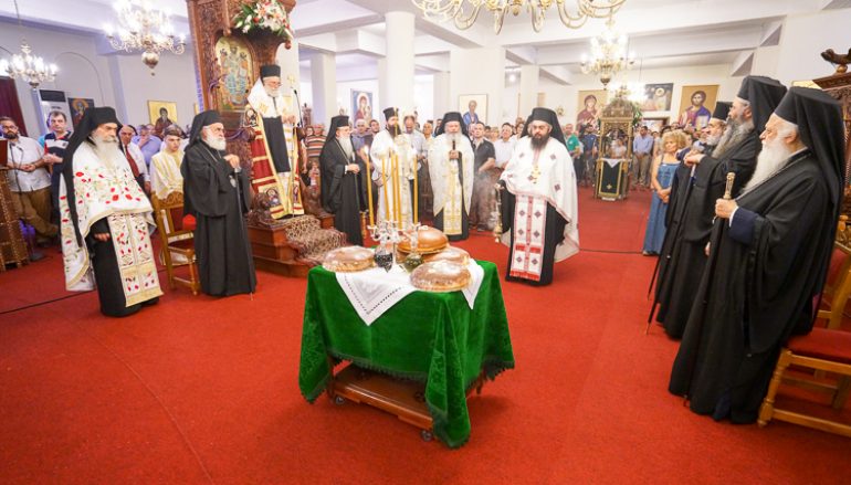 Πολυαρχιερατικός Εσπερινός του Αγίου Λουκά στην Ι. Μονή Δοβράς (ΦΩΤΟ)