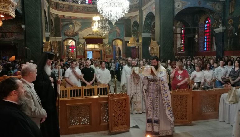 Βραδυνή Θ. Λειτουργία για τους μαθητές των Πανελληνίων στην Αλεξ/πολη (ΦΩΤΟ)