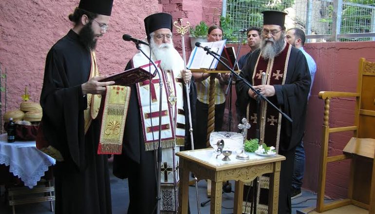 Ευλογία ιατρικών στολών επί τη μνήμη του Αγ. Λουκά του Ιατρού στο Βόλο (ΦΩΤΟ)