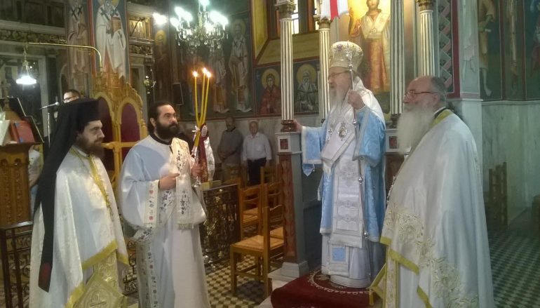 Η Κυριακή της Πεντηκοστής στον Ι. Ναό Αγίας Τριάδος Παναιτωλίου (ΦΩΤΟ)