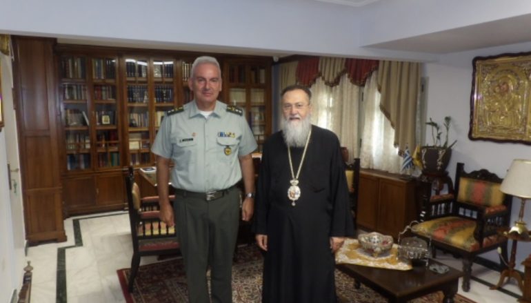 Στον Μητροπολίτη Κορίνθου ο Διευθυντής Διοίκησης Μηχανικού (ΦΩΤΟ)