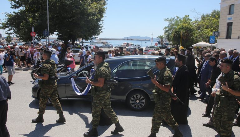 Η εξόδιος ακολουθία του Μητροπολίτη Φιλίππων Προκοπίου (ΦΩΤΟ)