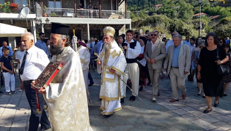 Η εορτή της Κοιμήσεως της Θεοτόκου στο Άνω Αθαμάνιο Άρτης (ΦΩΤΟ)