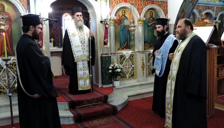 Εσπερινός εγκαινίων Ι. Ναού στην ενορία Άνω Πέτρας Άρτης (ΦΩΤΟ)