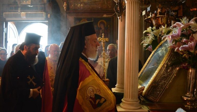 Η πρώτη Παράκληση στον Πανίερο Ναό Ευαγγελιστρίας Τήνου (ΦΩΤΟ)