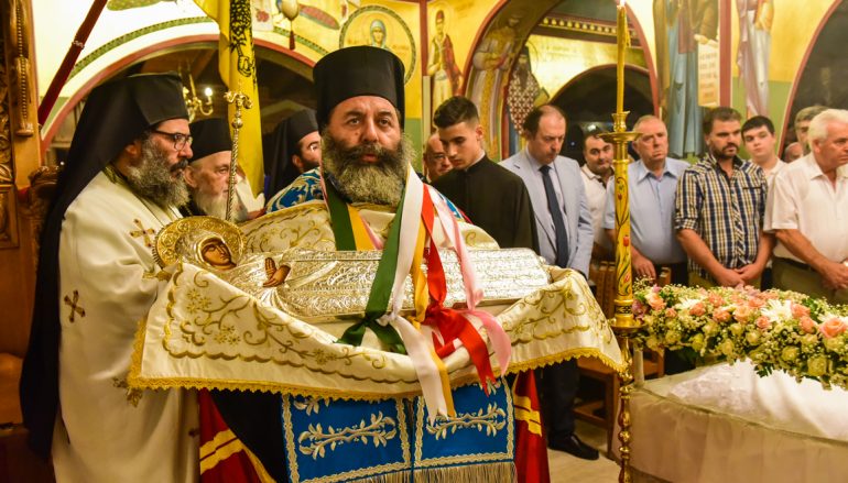 Ο εσπερινός της Κοιμήσεως της Θεοτόκου στην Ι. Μ. Λαγκαδά (ΦΩΤΟ)