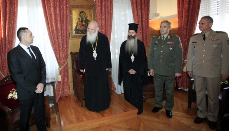 Συνάντηση Αρχιεπισκόπου με τον Υπουργό Άμυνας της Σερβίας (ΦΩΤΟ)