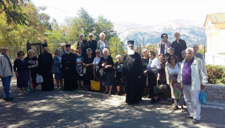 Προσκυνηματική εκδρομή από τον Πειραιά στην Αιγιαλεία (ΦΩΤΟ)