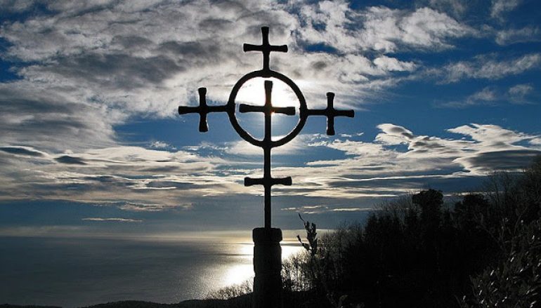 «Και καθώς Μωυσής ύψωσε τον όφιν εν τη ερήμω, ούτως υψωθήναι δει τον υιόν του ανθρώπου»