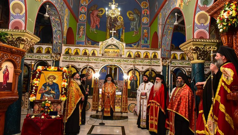 Ο Μητροπολίτης Λαγκαδά στον Ι. Ναό της ενορίας Χρυσαυγής (ΦΩΤΟ)