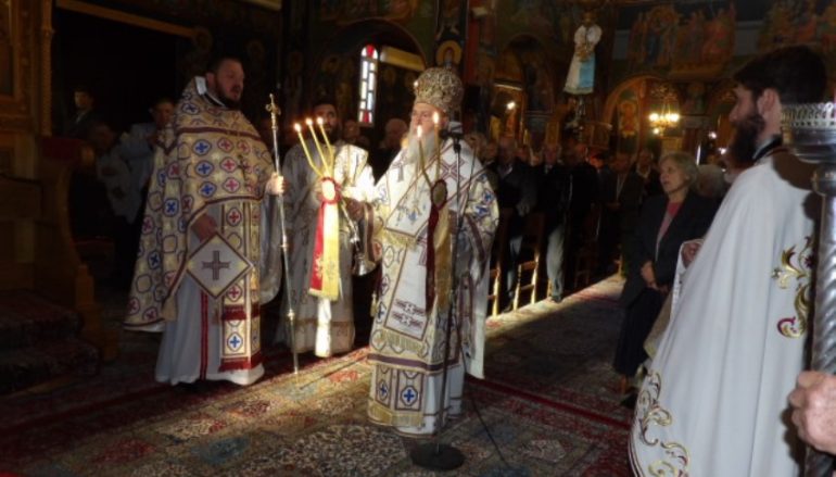 Η εορτή του Αγίου Νεκταρίου στο Κιάτο Κορινθίας (ΦΩΤΟ)