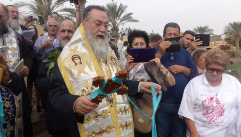 Επίσκεψη του Μητροπολίτη Κορίνθου στην Αγία Γη (ΦΩΤΟ)