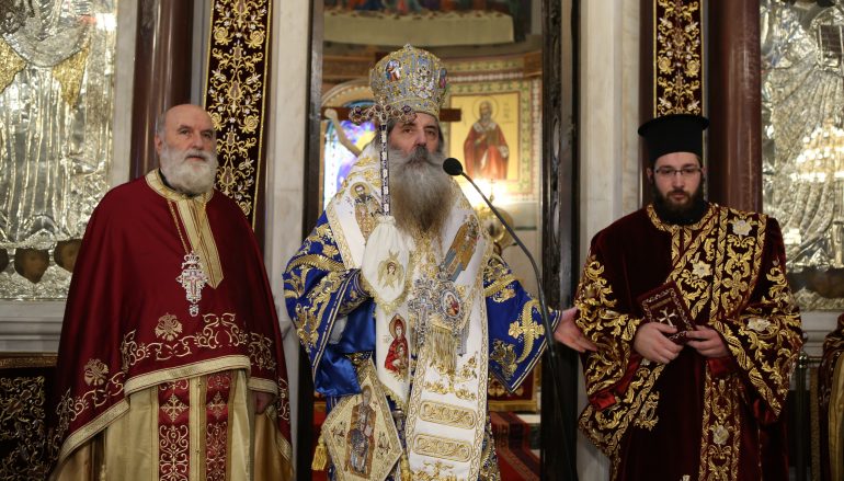 Χειροτονία Διακόνου από τον Μητροπολίτη Πειραιώς Σεραφείμ (ΦΩΤΟ)