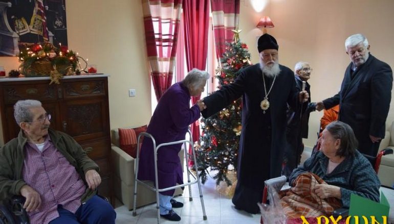 Επίσκεψη του Μητροπολίτη Μαντινείας στο Δεκάζειο Γηροκομείο (ΦΩΤΟ)