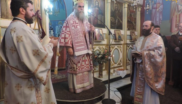 Αρχιερατική Θεία Λειτουργία στο Νεοχωράκι Άρτης (ΦΩΤΟ)