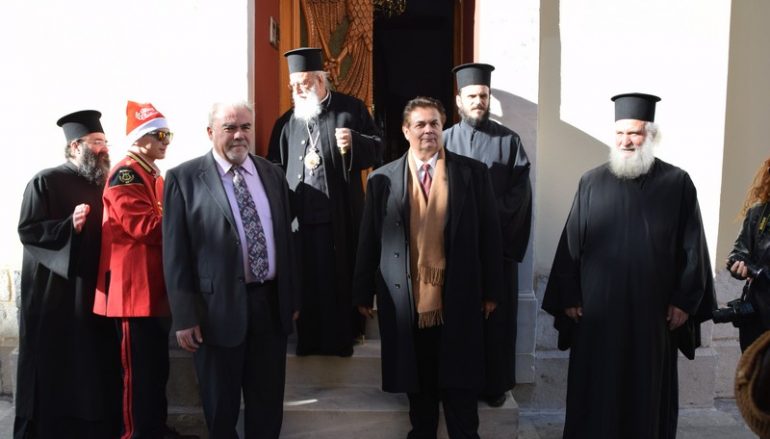 Τα Πρωτοχρονιάτικα Κάλαντα άκουσε ο Μητροπολίτης Μαντινείας (ΦΩΤΟ)