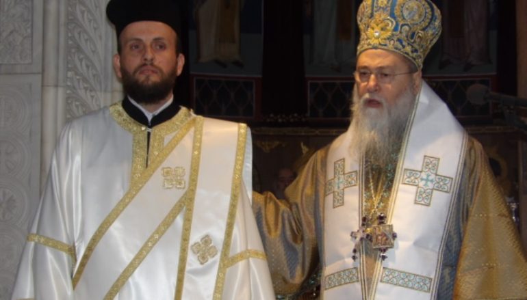 Χειροτονία Διακόνου από τον Μητροπολίτη Κορίνθου (ΦΩΤΟ)