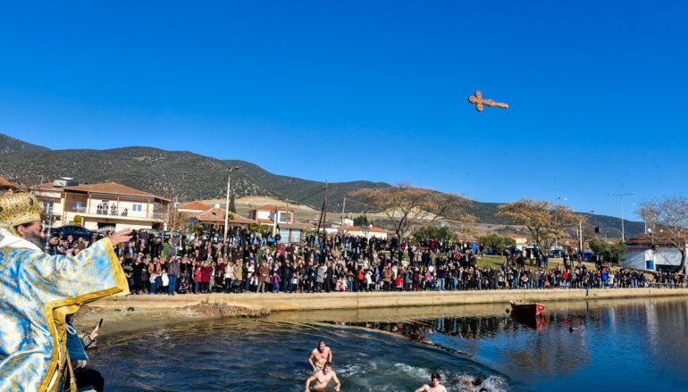 Ο εορτασμός των Θεοφανείων στην Ι. Μ. Λαγκαδά (ΦΩΤΟ)