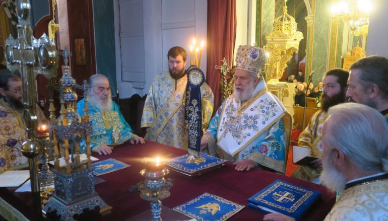 Ο Μητροπολίτης Σύρου Δωρόθεος στο νησί της Άνδρου (ΦΩΤΟ)