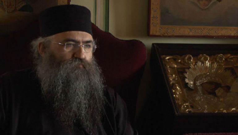 «Δεν μου λείπεις γιατί σ’ αγαπώ!»