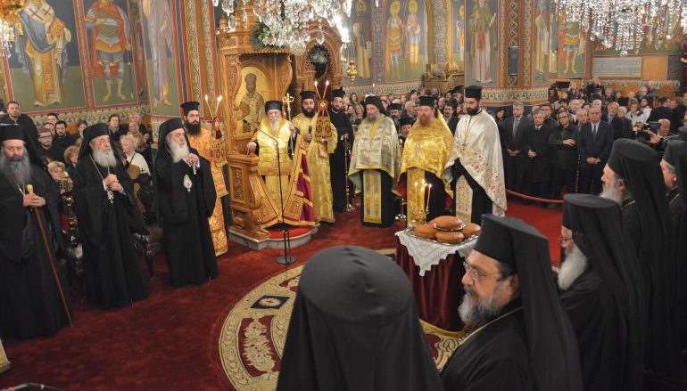 Πολυαρχιερατικός Εσπερινός για την Πολιούχο της Καλαμάτας (ΦΩΤΟ)