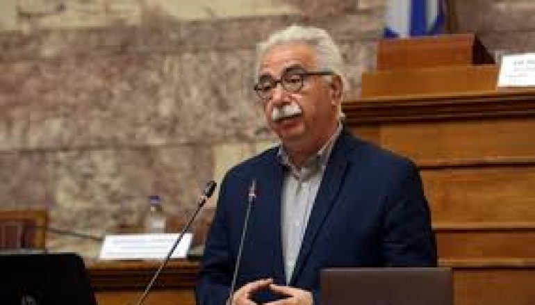 Ο Υπ. Παιδείας αποδέχθηκε την βουλευτική τροπολογία για το Ίδρυμα της Τήνου