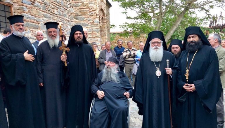 Κουρά Μοναχού στην Ιερά Μονή Αγίου Παντελεήμονος Αγιάς (ΦΩΤΟ)