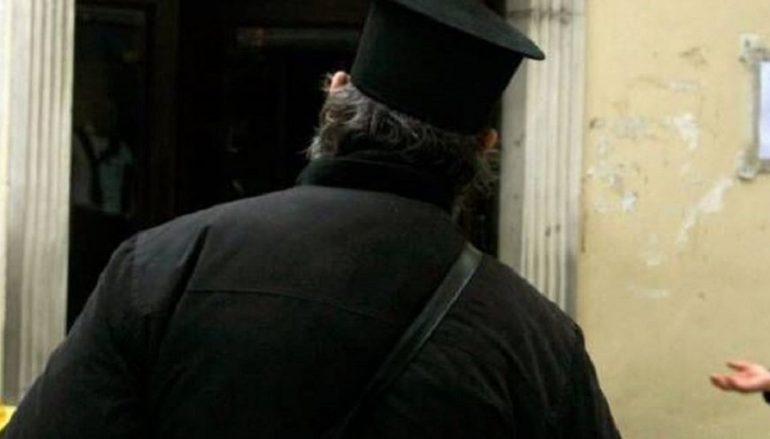 Ιερέας εισέπραττε ενοίκια αλλά δεν τα απέδιδε στην Εκκλησία