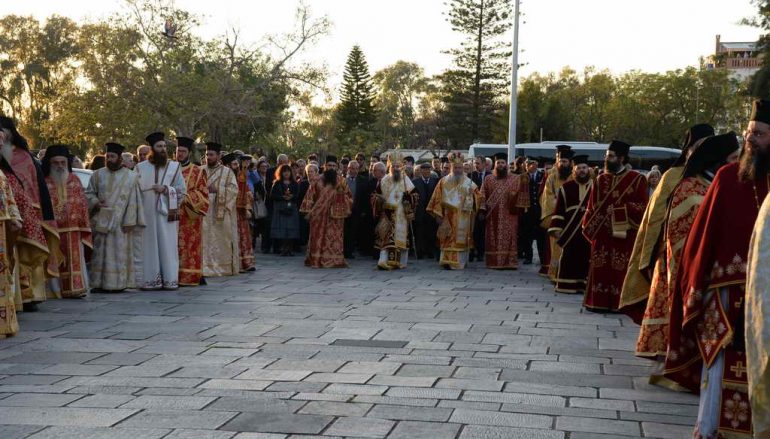 Ο Εσπερινός της Αγάπης στην Ι. Μ. Πατρών (ΦΩΤΟ)