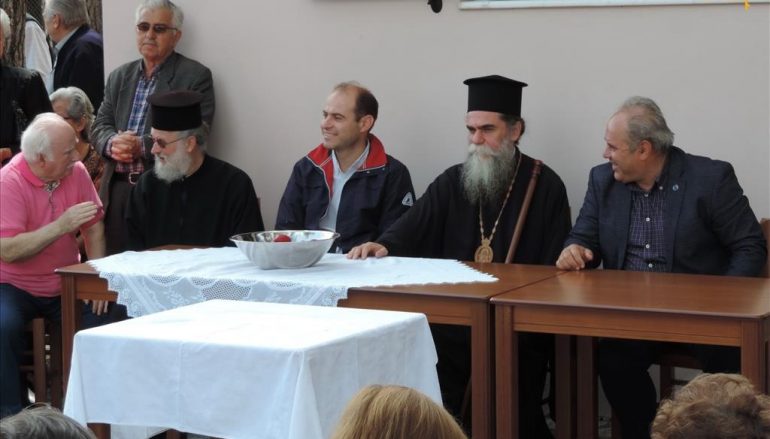 Ο Μητροπολίτης Άρτης στην «Γιορτή της Μητέρας» στο ΚΑΠΗ Άρτας (ΦΩΤΟ)
